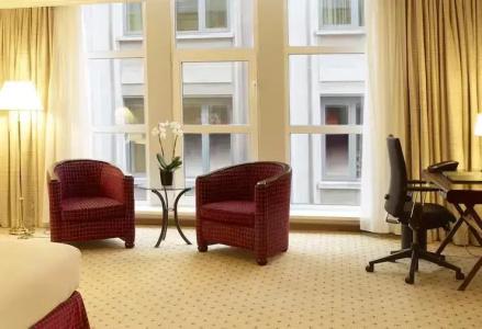 Hilton Antwerp Old Town - 33