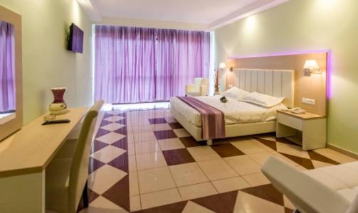 Blue Princess and Suites - 30
