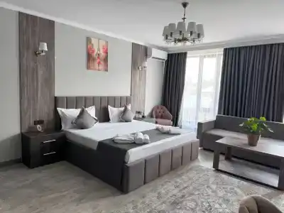 Kausar - 36