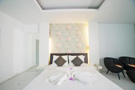 Surintra Boutique Resort - 13