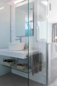 Coral Ocean View - Adults Only - 75