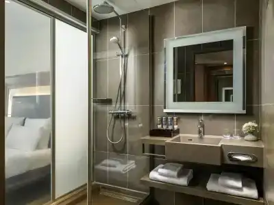 Novotel Istanbul Bosphorus - 35