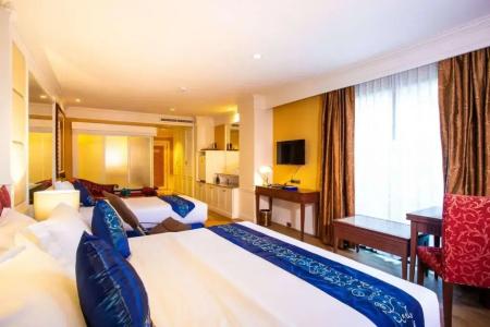 Floral · Dolphin Circle Pattaya - 62