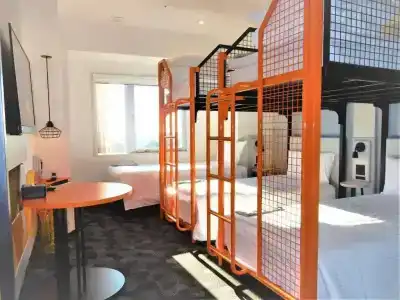 ibis Styles Tokyo Bay - 10