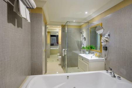 Kingston Suites Bangkok - Sha Extra Plus - 45