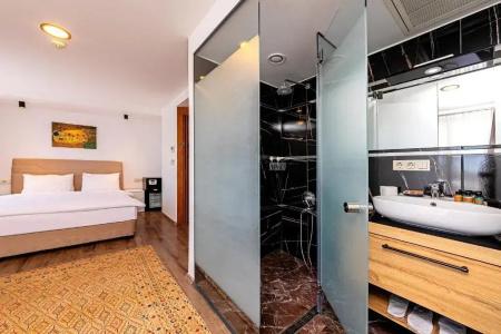 Neda Istanbul - 27