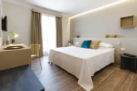 Seawaters & Medical Spa - 72