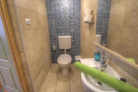 Lavender Circus Hostel, Doubles & Ensuites - 7