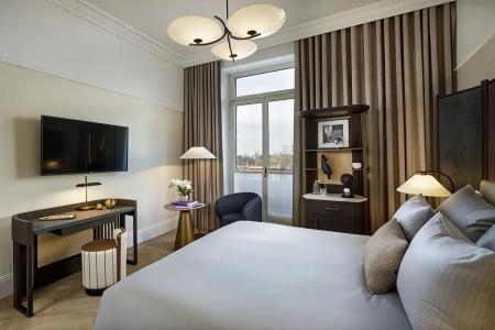 Small Luxury Ambassador Zurich - 37