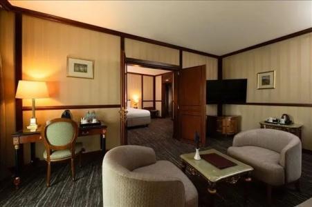Grand Bucharest - 45