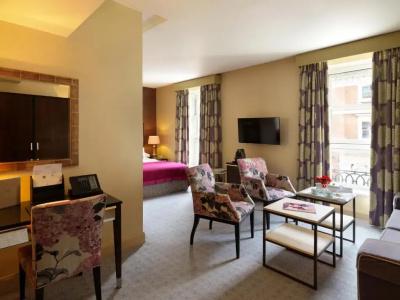 The Mandeville - 68
