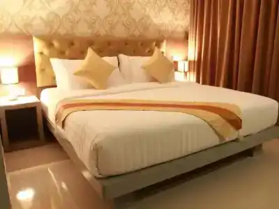 Hemingways Silk - 36