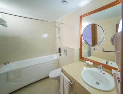Ramada by Wyndham Almaty - 37