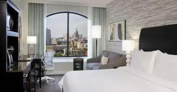 Hilton Garden Inn Austin Downtown Convention Center - 33