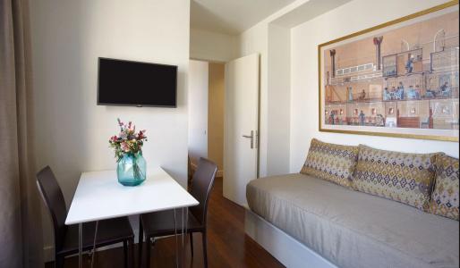 Duquesa Suites Barcelona - 56