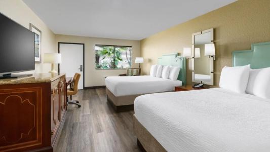 Coco Key & Water Park Resort - 27
