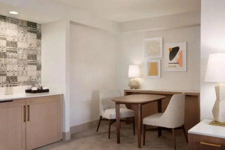 Hilton Santa Monica - 61