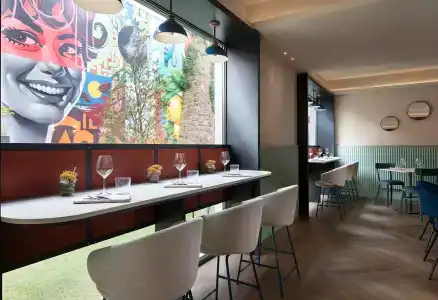 Best Western Plus Spring House - 17