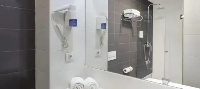 B&B Barcelona Viladecans - 67