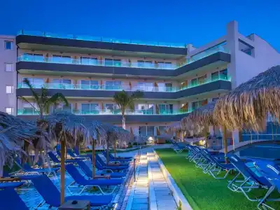 Infinity Blue Boutique & Spa - Adults Only - 0