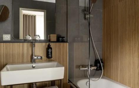 Hôtel Le Cardinal by Happyculture - 43