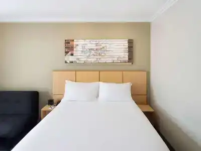 Travelodge Martin Place - 7