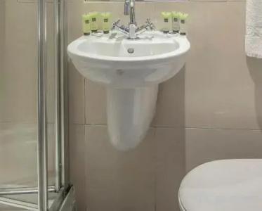 Queensway, Sure Collection by Best Western - 42