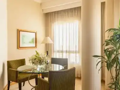 Mövenpick - 50