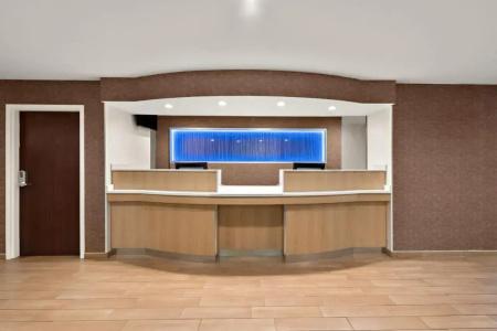Fairfield by Marriott - 1
