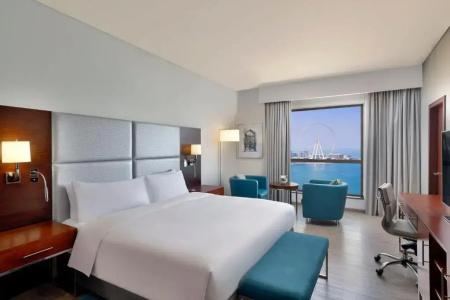 Hilton Dubai The Walk - 7