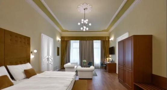 Garden Court - 109