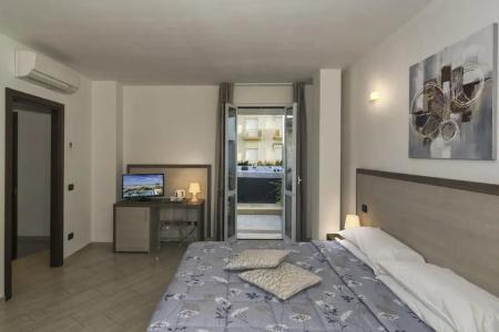 Lido Inn - 8