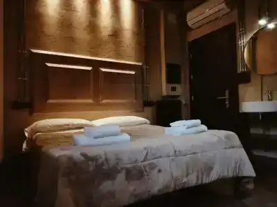 Hostel 7 Santi - 7