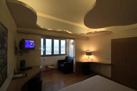 Metropole Suisse - 67