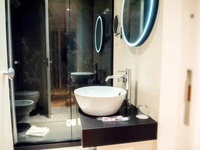 Boutique Centrale Palace - 119