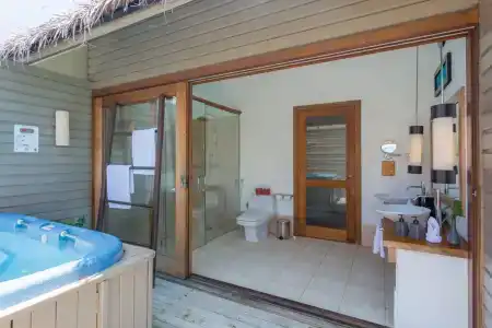 Meeru Island Resort & Spa - 46