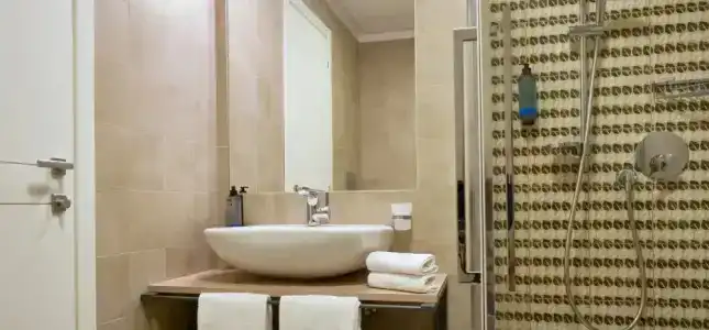GranSerena - 45