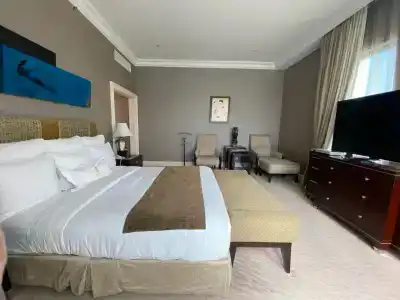The Ritz-Carlton, - 90