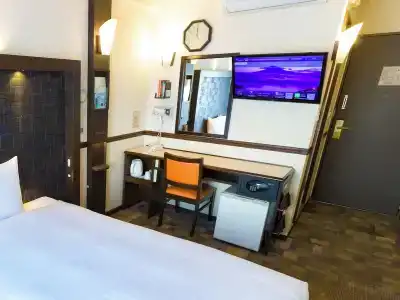 Toyoko Inn Tokyo Shinagawa Konan-guchi Tennozu Isle - 5