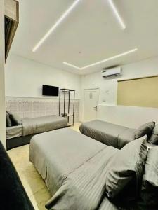 Zaman Ya Zaman Boutique - 10