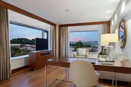 Conrad Istanbul Bosphorus - 56