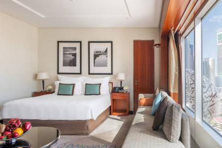 Jumeirah Emirates Towers - 100