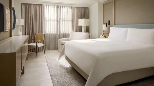 Loews Miami Beach - 39