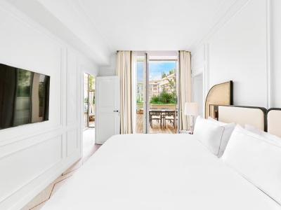 InterContinental Carlton - 65