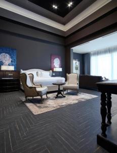 Pelagos Suites & Spa - 72