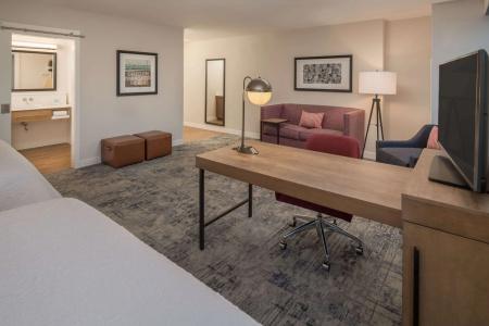 Hampton Inn And Suites By Hilton Portland-Pearl District - 79