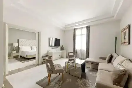 Aleph Rome, Curio Collection By Hilton - 75
