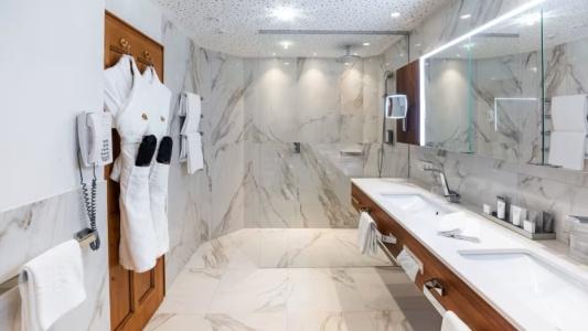 Trofana Royal - 34