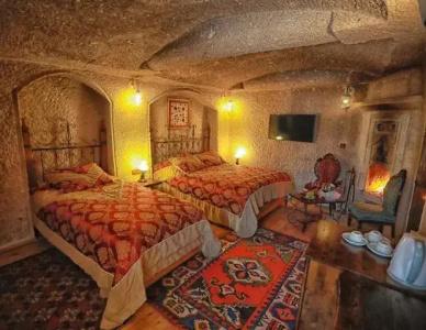 Traveller's Cave - 105