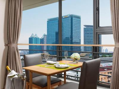 Holiday Inn Shanghai Hongqiao Central, An Ihg - 49